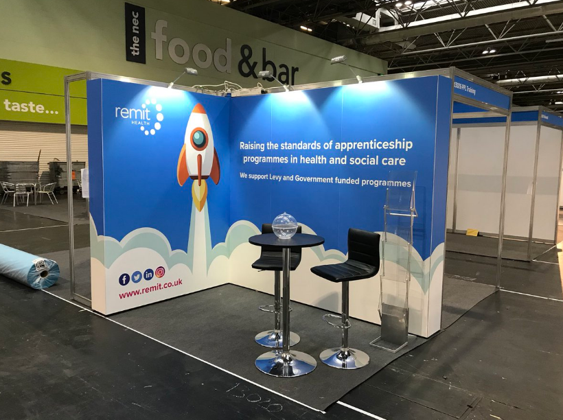 How To Dress Your Shell Scheme Booth To Stand Out?